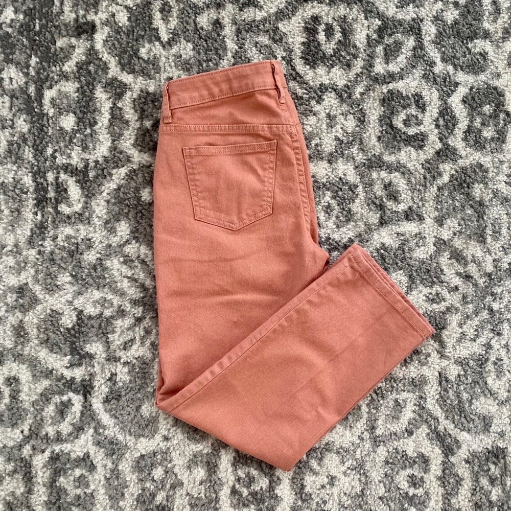 Jennifer Lopez Peach Cropped Jeans - Picture 6 of 6